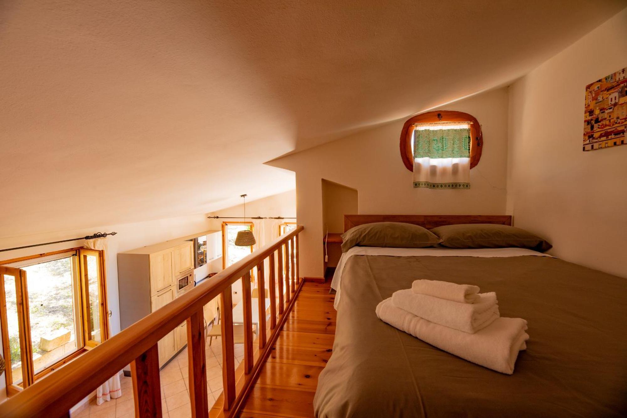 Welcomely - Badde Nuraghe Dimora Vista Mare Con Parcheggio Privato Magomadas Kültér fotó